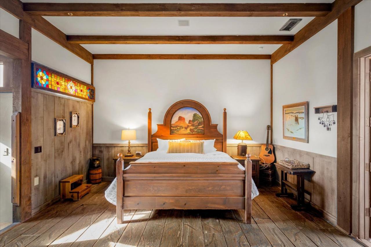Adobe Village Inn Sedona Chambre photo